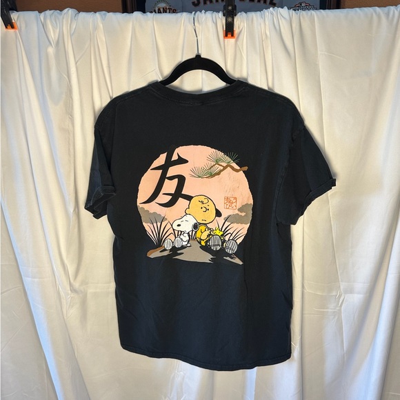 4 for $15 tees - Peanuts t-shirt - Picture 2 of 3